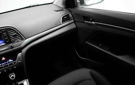 Hyundai Elantra VI, 2018 год, 1 614 000 рублей, 23 фотография