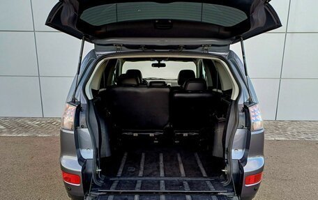 Mitsubishi Outlander III рестайлинг 3, 2007 год, 1 100 000 рублей, 14 фотография
