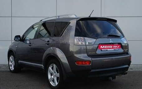 Mitsubishi Outlander III рестайлинг 3, 2007 год, 1 100 000 рублей, 7 фотография