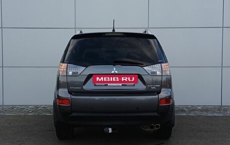 Mitsubishi Outlander III рестайлинг 3, 2007 год, 1 100 000 рублей, 6 фотография