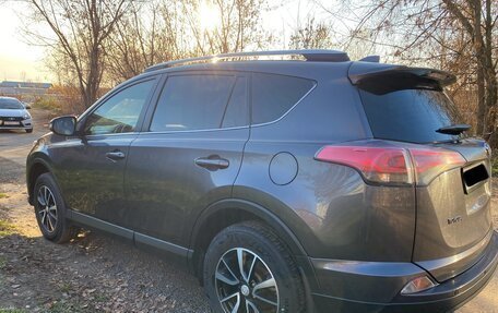 Toyota RAV4, 2016 год, 2 219 819 рублей, 7 фотография
