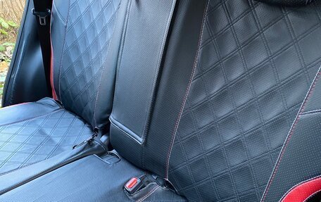 Toyota RAV4, 2016 год, 2 219 819 рублей, 14 фотография