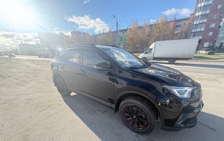 Toyota RAV4, 2019 год, 2 600 000 рублей, 2 фотография