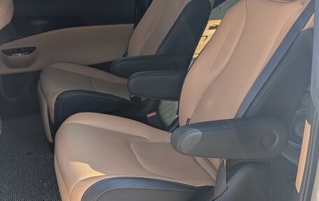 KIA Carnival, 2020 год, 3 900 000 рублей, 9 фотография