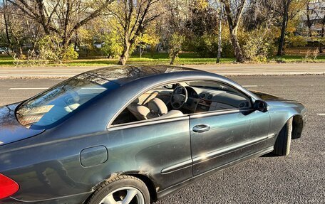 Mercedes-Benz CLK-Класс, 2004 год, 865 000 рублей, 7 фотография