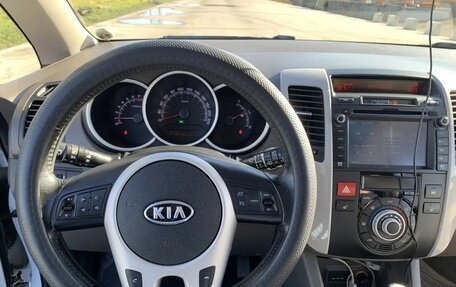 KIA Venga I, 2011 год, 850 000 рублей, 6 фотография