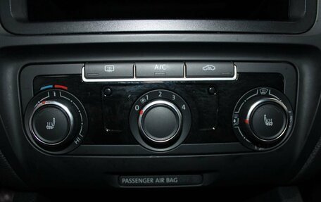 Volkswagen Jetta VII, 2012 год, 1 199 900 рублей, 17 фотография