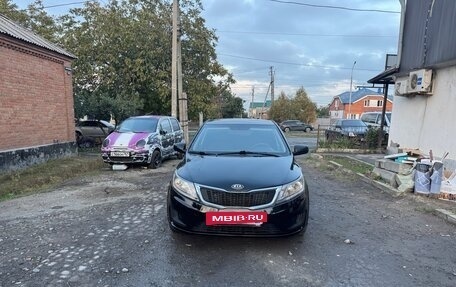 KIA Rio III рестайлинг, 2013 год, 520 000 рублей, 2 фотография