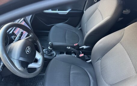 KIA Rio III рестайлинг, 2013 год, 520 000 рублей, 8 фотография