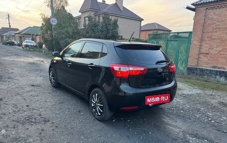 KIA Rio III рестайлинг, 2013 год, 520 000 рублей, 4 фотография