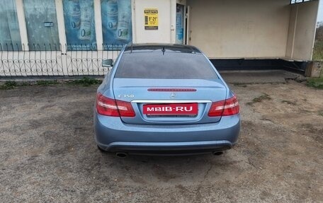 Mercedes-Benz E-Класс, 2011 год, 1 150 000 рублей, 2 фотография