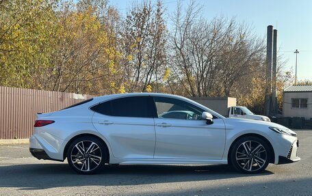 Toyota Camry, 2024 год, 3 900 000 рублей, 2 фотография