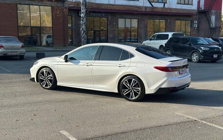 Toyota Camry, 2024 год, 3 900 000 рублей, 7 фотография