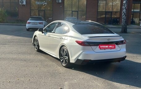 Toyota Camry, 2024 год, 3 900 000 рублей, 8 фотография