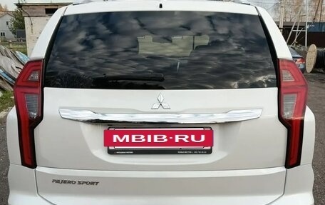 Mitsubishi Pajero Sport III рестайлинг, 2022 год, 3 400 000 рублей, 4 фотография