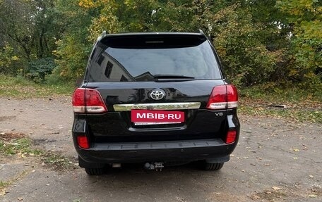 Toyota Land Cruiser 200, 2008 год, 2 950 000 рублей, 3 фотография