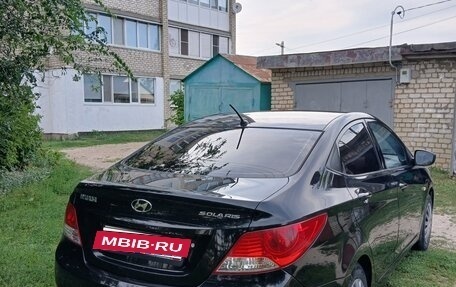 Hyundai Solaris II рестайлинг, 2013 год, 720 000 рублей, 4 фотография