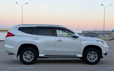 Mitsubishi Pajero Sport III рестайлинг, 2018 год, 2 997 000 рублей, 4 фотография