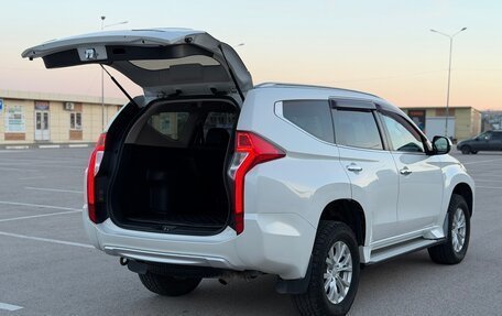 Mitsubishi Pajero Sport III рестайлинг, 2018 год, 2 997 000 рублей, 14 фотография