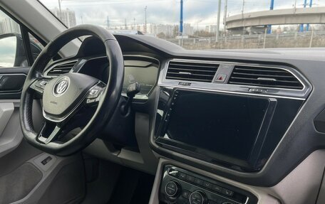Volkswagen Tiguan II, 2017 год, 2 497 000 рублей, 9 фотография