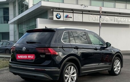 Volkswagen Tiguan II, 2017 год, 2 497 000 рублей, 5 фотография