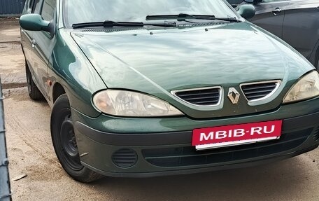 Renault Megane III рестайлинг, 2003 год, 300 000 рублей, 2 фотография