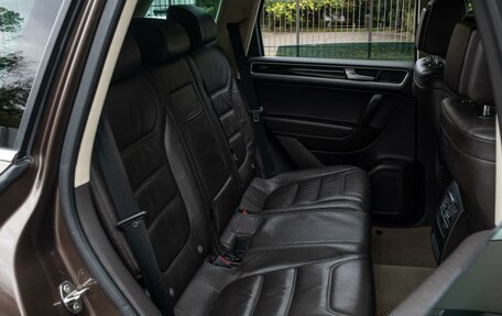 Volkswagen Touareg III, 2013 год, 2 399 000 рублей, 11 фотография
