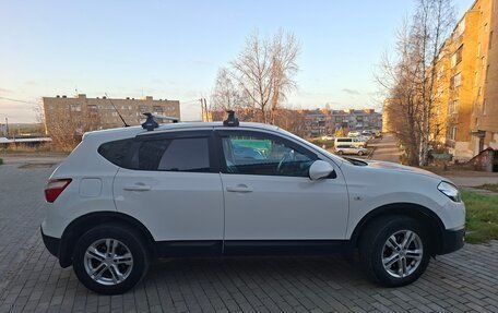 Nissan Qashqai, 2011 год, 860 000 рублей, 3 фотография