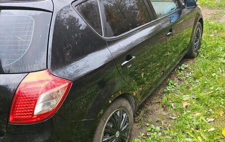 KIA cee'd I рестайлинг, 2011 год, 800 000 рублей, 4 фотография