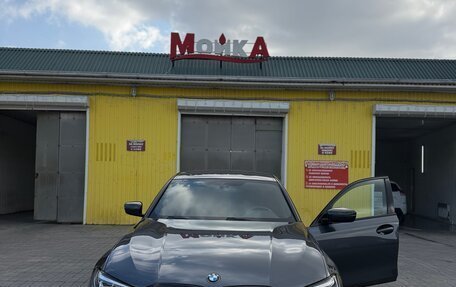 BMW 3 серия, 2021 год, 3 300 000 рублей, 2 фотография