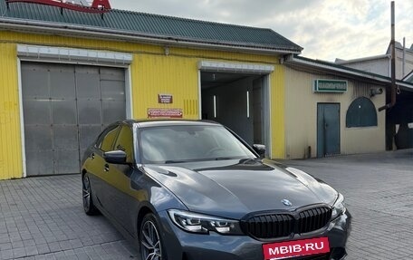 BMW 3 серия, 2021 год, 3 300 000 рублей, 4 фотография