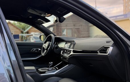 BMW 3 серия, 2021 год, 3 300 000 рублей, 10 фотография