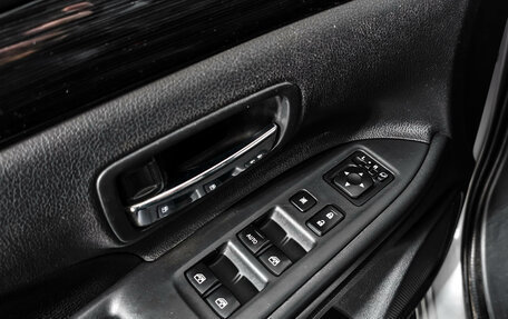 Mitsubishi Outlander III рестайлинг 3, 2017 год, 1 749 000 рублей, 9 фотография