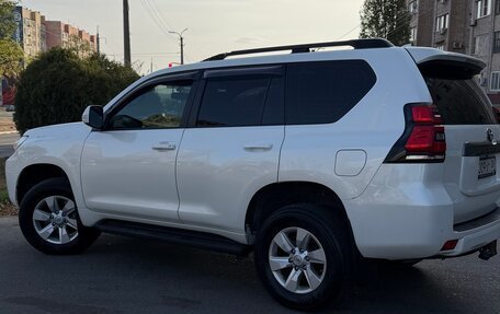 Toyota Land Cruiser Prado 150 рестайлинг, 2020 год, 5 000 000 рублей, 3 фотография