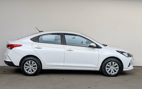 Hyundai Solaris II рестайлинг, 2022 год, 1 495 000 рублей, 4 фотография