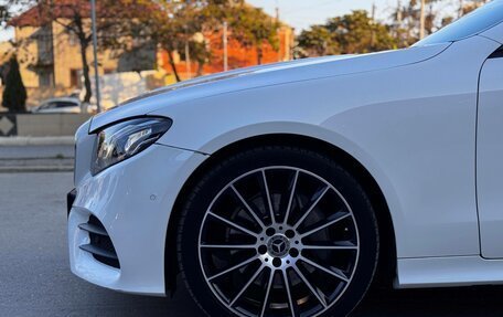 Mercedes-Benz E-Класс, 2019 год, 3 750 000 рублей, 8 фотография