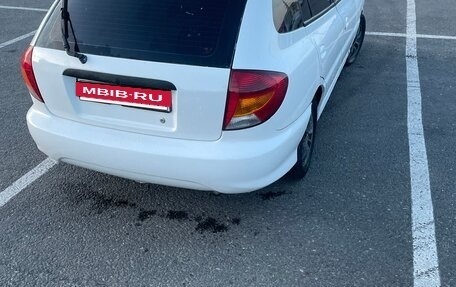 KIA Rio II, 2001 год, 300 000 рублей, 5 фотография