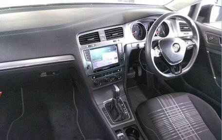 Volkswagen Golf VII рестайлинг, 2015 год, 1 100 000 рублей, 6 фотография