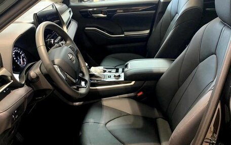 Toyota Highlander, 2026 год, 5 750 000 рублей, 8 фотография