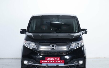 Honda Stepwgn IV рестайлинг, 2016 год, 1 489 000 рублей, 3 фотография