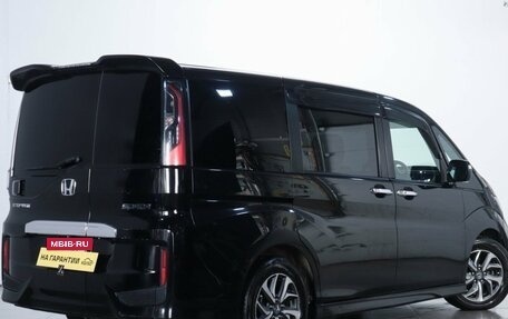 Honda Stepwgn IV рестайлинг, 2016 год, 1 489 000 рублей, 7 фотография
