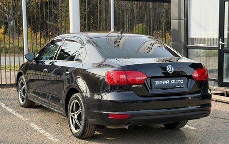 Volkswagen Jetta VII, 2012 год, 1 099 000 рублей, 6 фотография