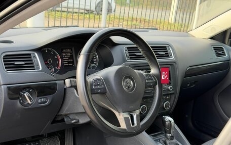 Volkswagen Jetta VII, 2012 год, 1 099 000 рублей, 8 фотография