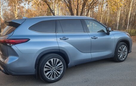 Toyota Highlander, 2021 год, 5 200 000 рублей, 5 фотография