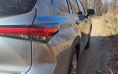 Toyota Highlander, 2021 год, 5 200 000 рублей, 13 фотография