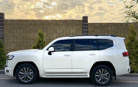 Toyota Land Cruiser, 2025 год, 12 000 000 рублей, 3 фотография