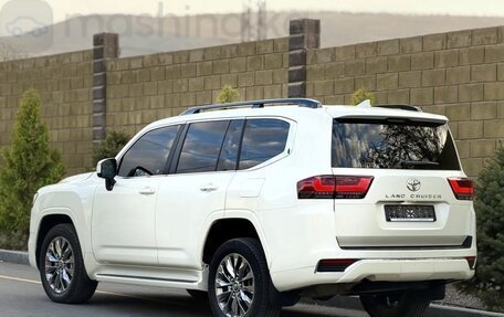 Toyota Land Cruiser, 2025 год, 12 000 000 рублей, 4 фотография