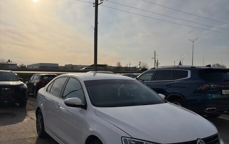 Volkswagen Jetta VII, 2015 год, 1 050 000 рублей, 3 фотография