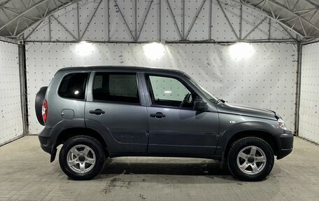 Chevrolet Niva I рестайлинг, 2019 год, 880 000 рублей, 9 фотография