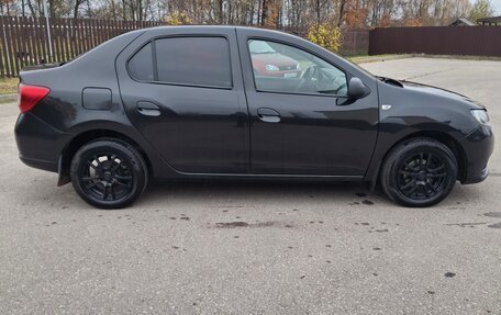 Renault Logan II, 2015 год, 690 000 рублей, 4 фотография
